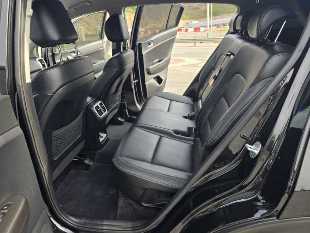 KIA Sportage - Vista 11