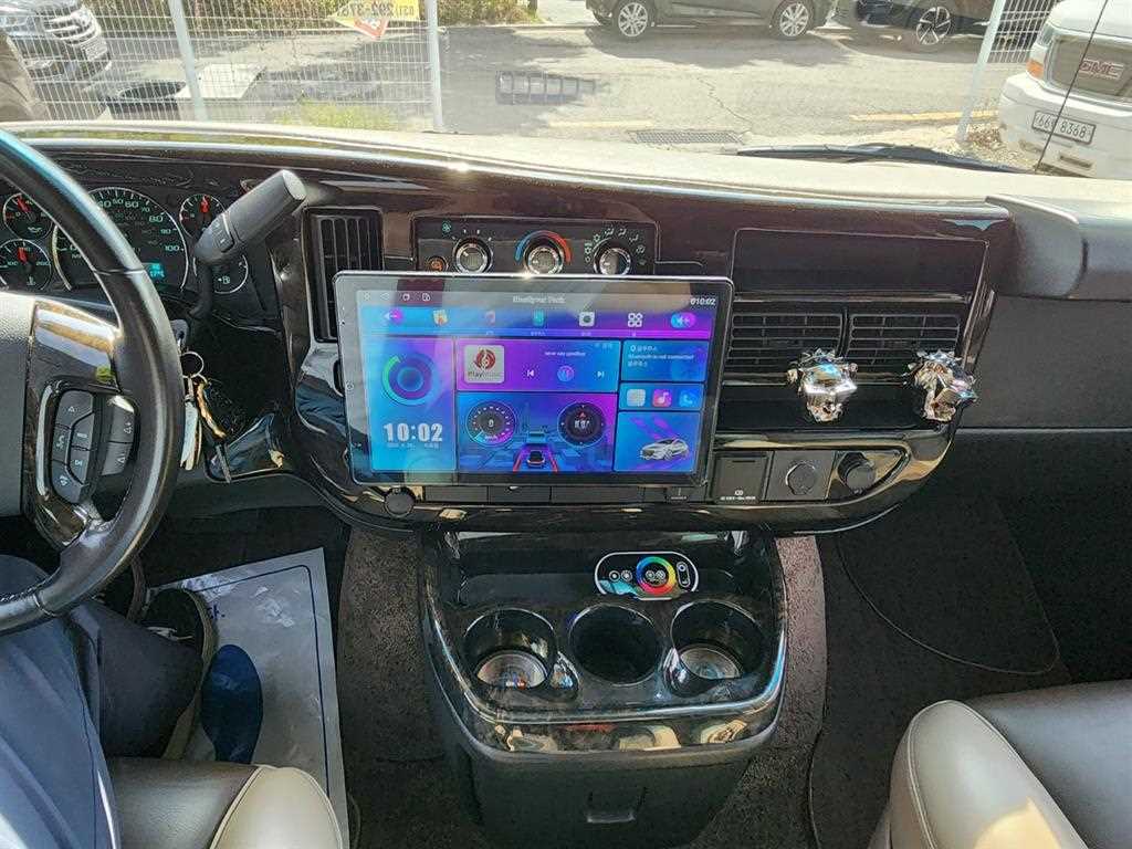Chevrolet Express van 2018 Negro - Importación desde Corea - HF Imports Iquique - Foto 17