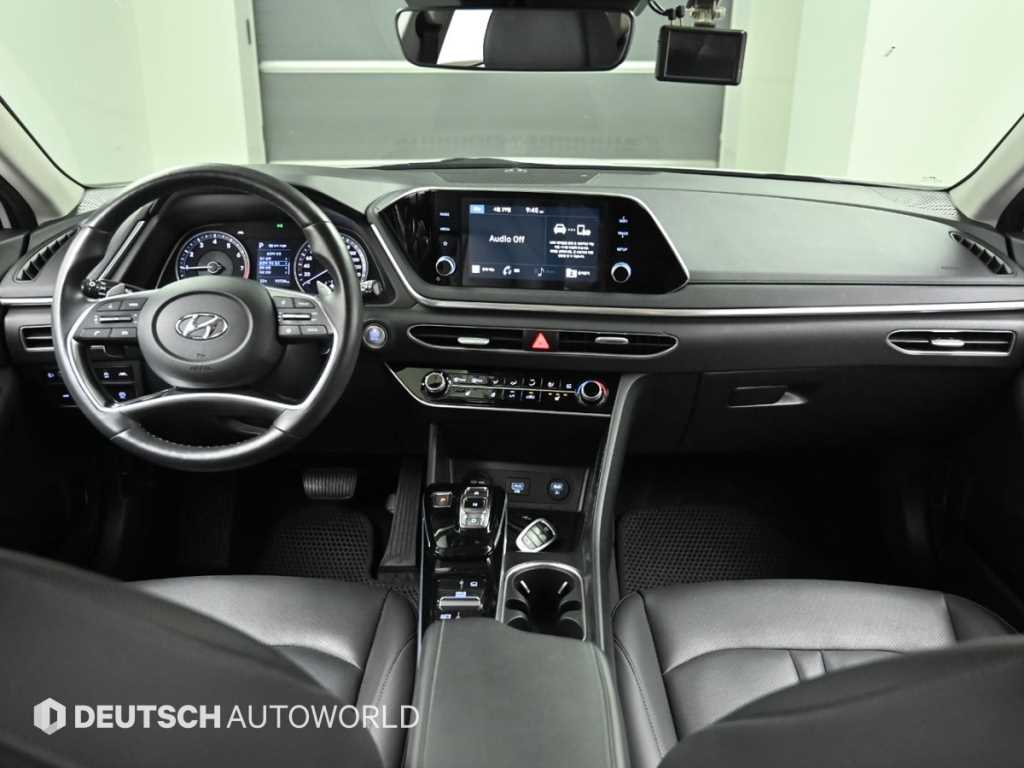 HYUNDAI Sonata - Vista 7