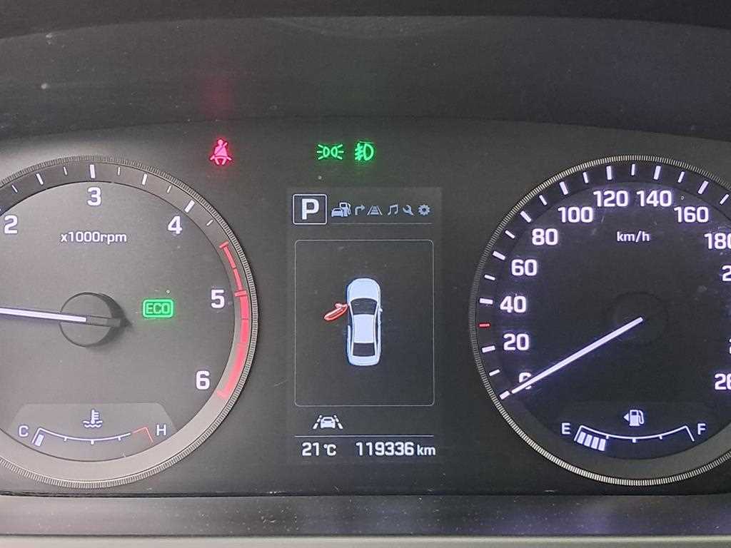HYUNDAI Sonata - Vista 8