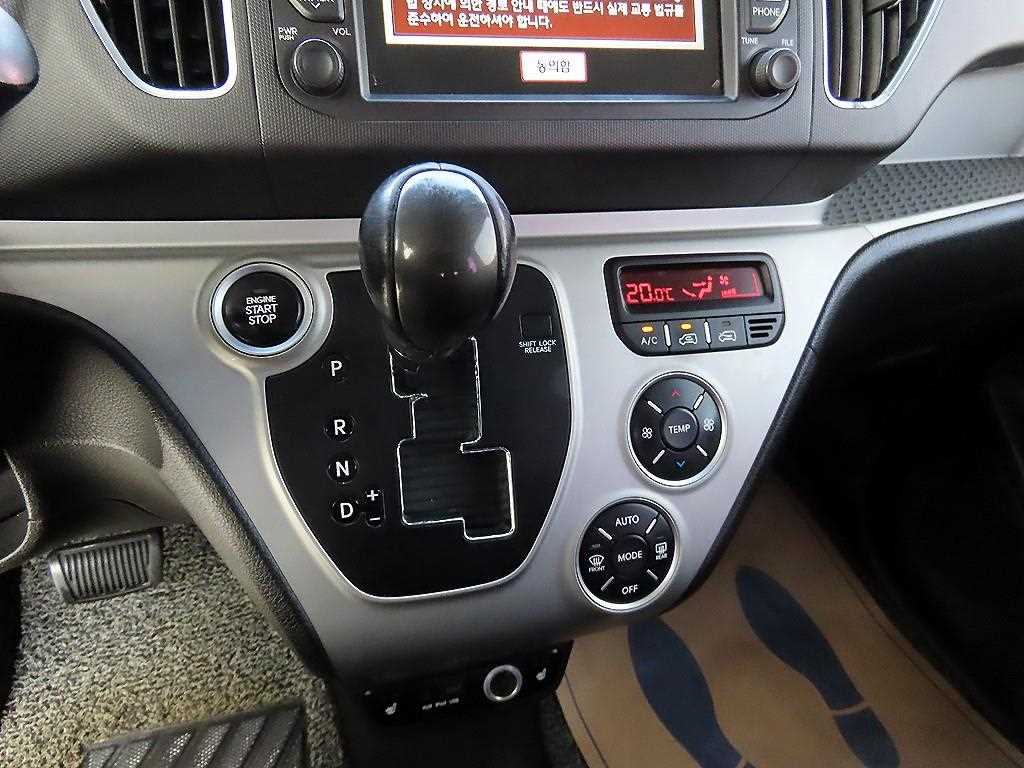 KIA Ray - Vista 10