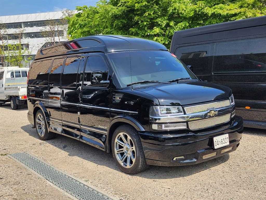 Chevrolet Express van - Vista 3