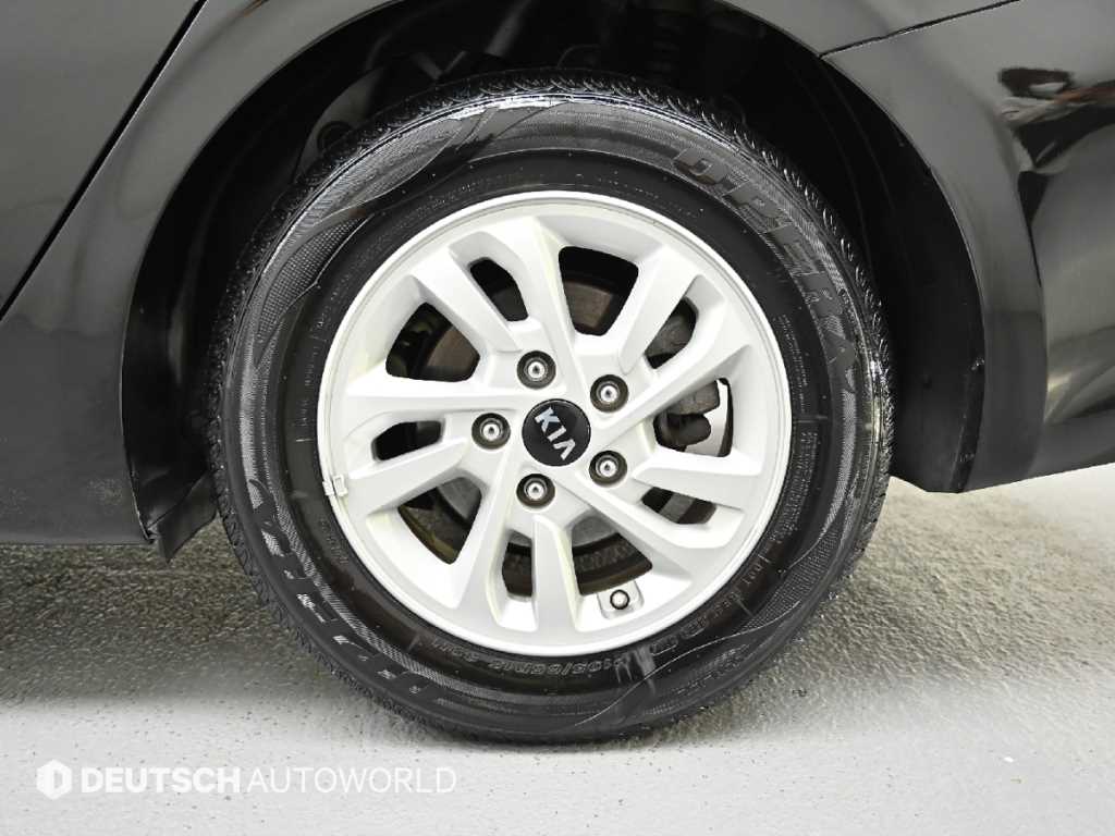KIA K3 - Vista 5