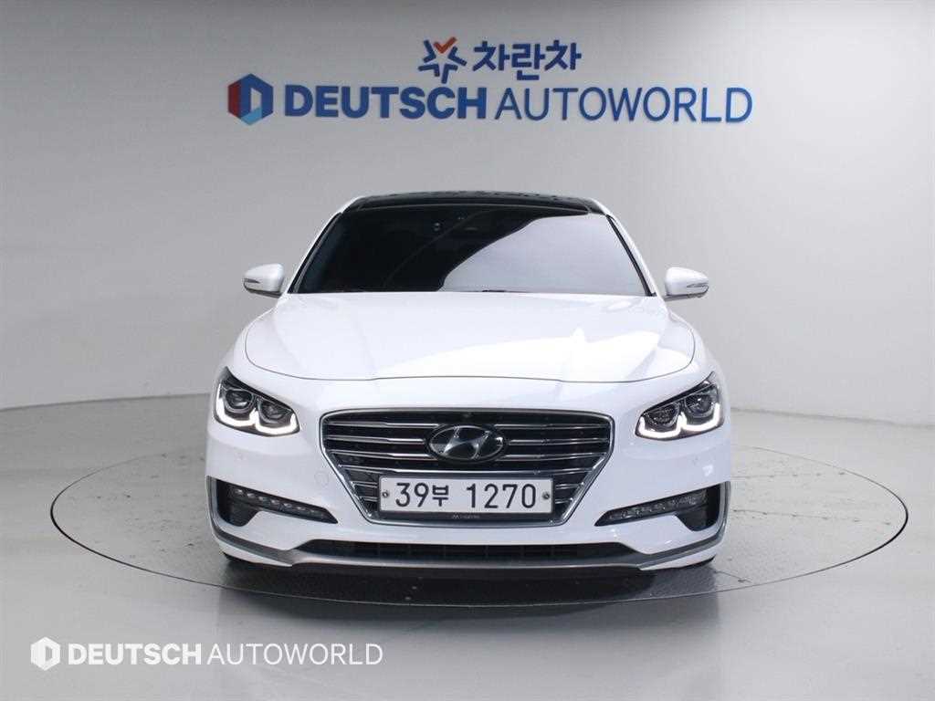 HYUNDAI Grandeur - Vista 3
