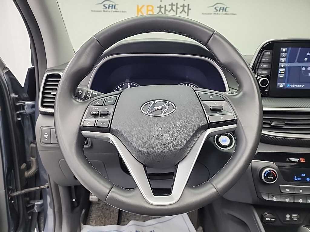 HYUNDAI Tucson - Vista 9