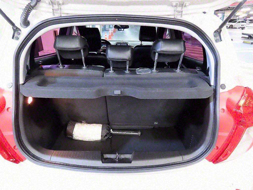 Chevrolet Spark 2017 the color of pearl - Importación desde Corea - HF Imports Iquique - Foto 17
