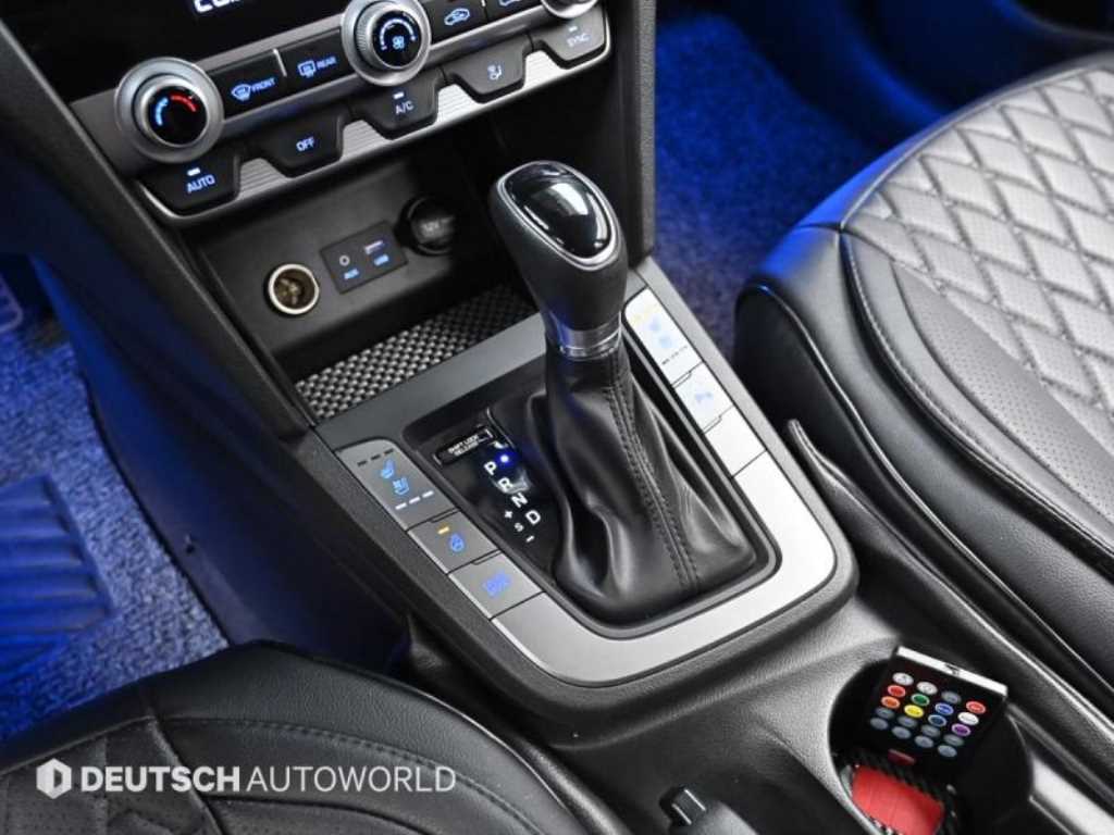 HYUNDAI Avante - Vista 8