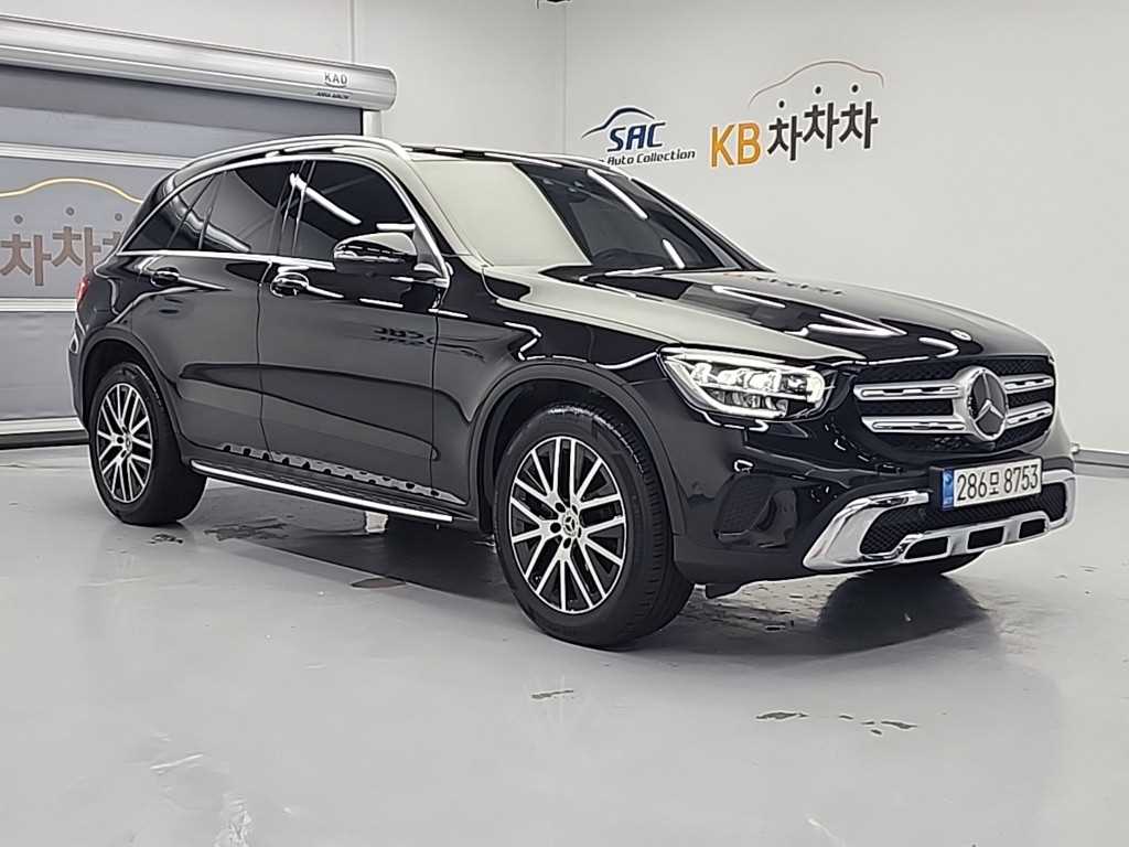 Mercedes Benz GLC Class - Vista 4