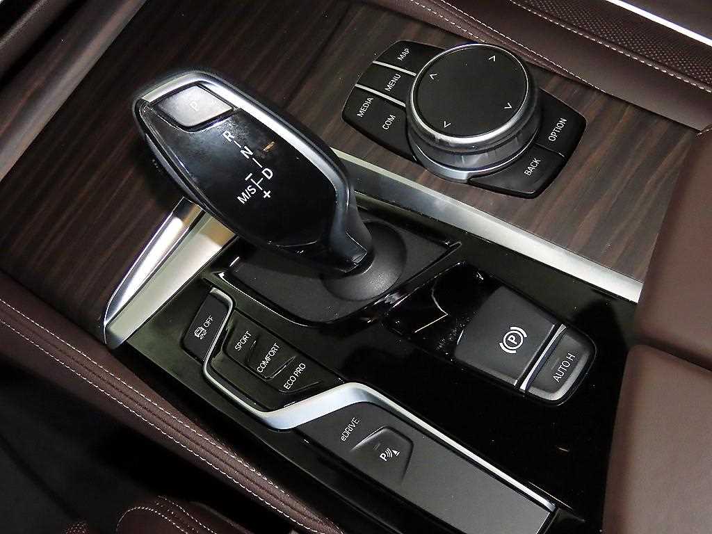 BMW 5 Series - Vista 12