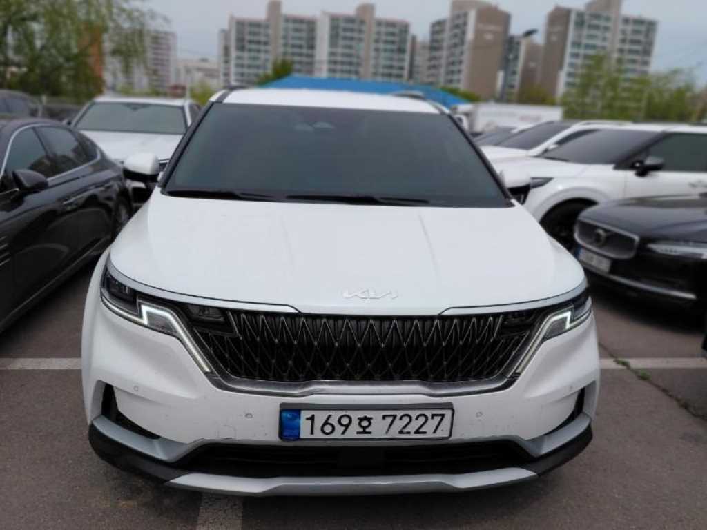 KIA Carnival 2023 Blanco - Importación desde Corea - HF Imports Iquique - Foto 1