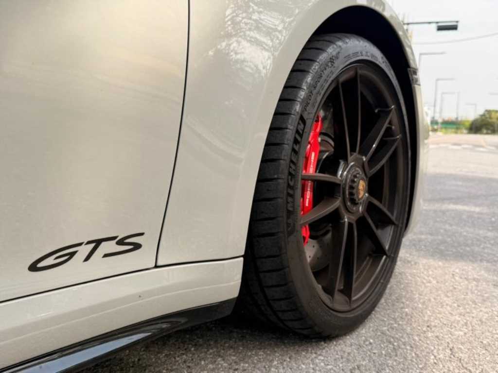 Porsche 911 - Vista 6