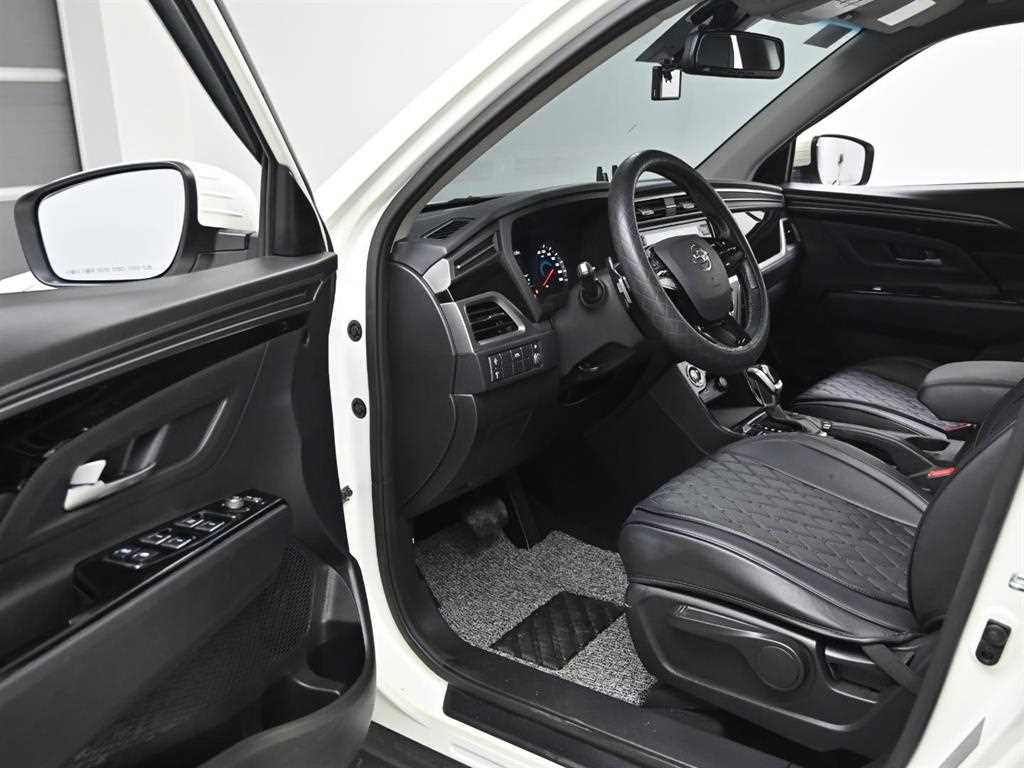 Ssangyong Korando - Vista 11