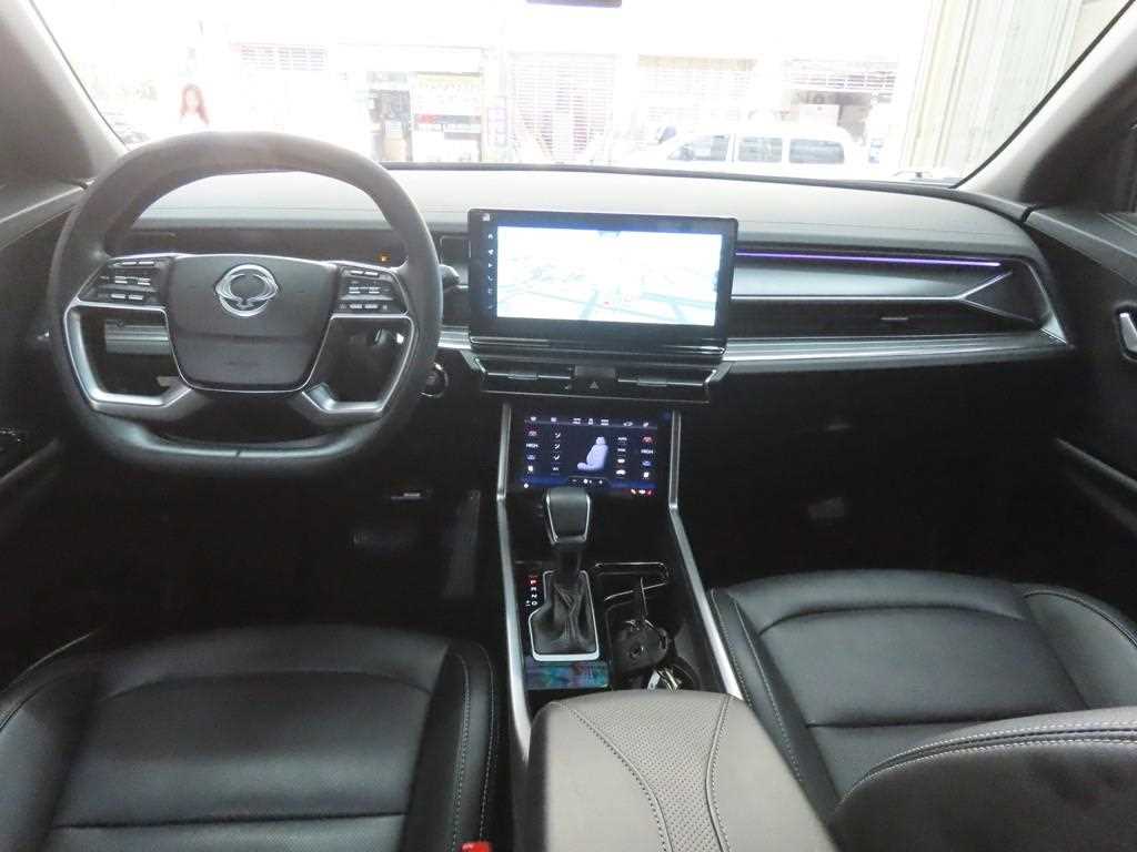 Ssangyong Torres - Vista 7