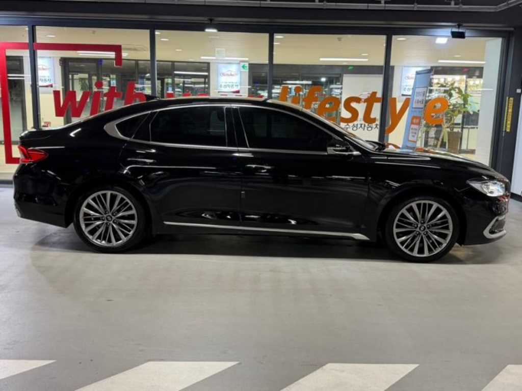 HYUNDAI Grandeur - Vista 3