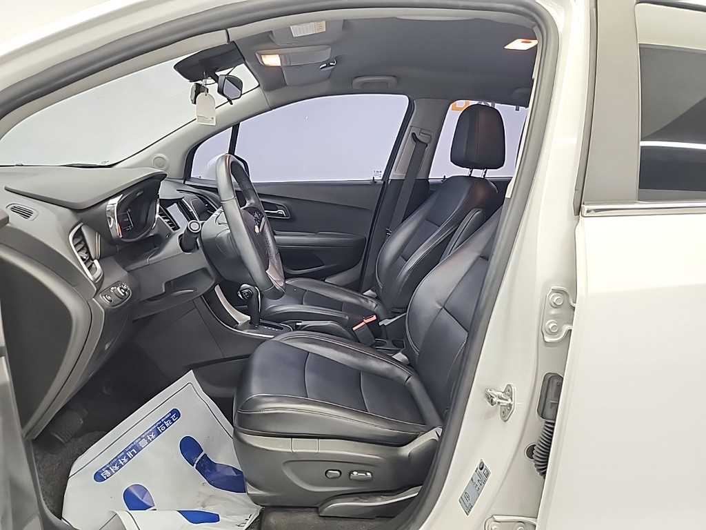 Chevrolet Trax - Vista 11