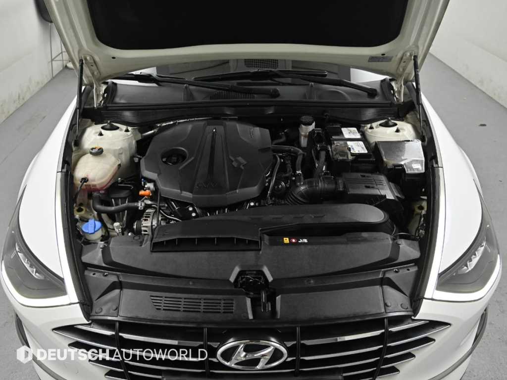 HYUNDAI Sonata - Vista 6