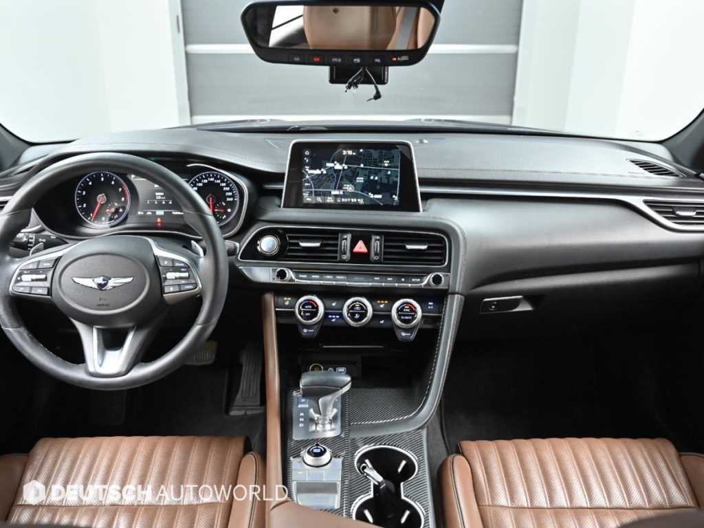 Genesis G70 - Vista 7