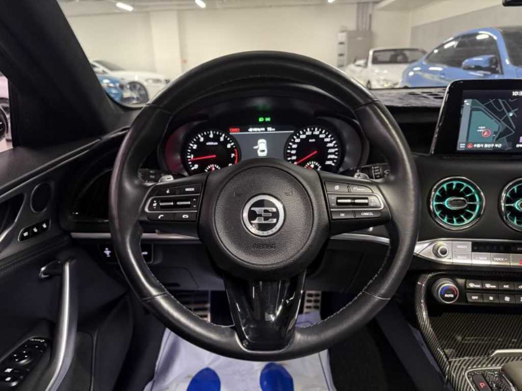 KIA Stinger - Vista 11