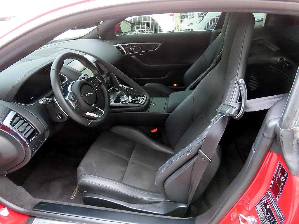 Jaguar F-TYPE - Vista 5