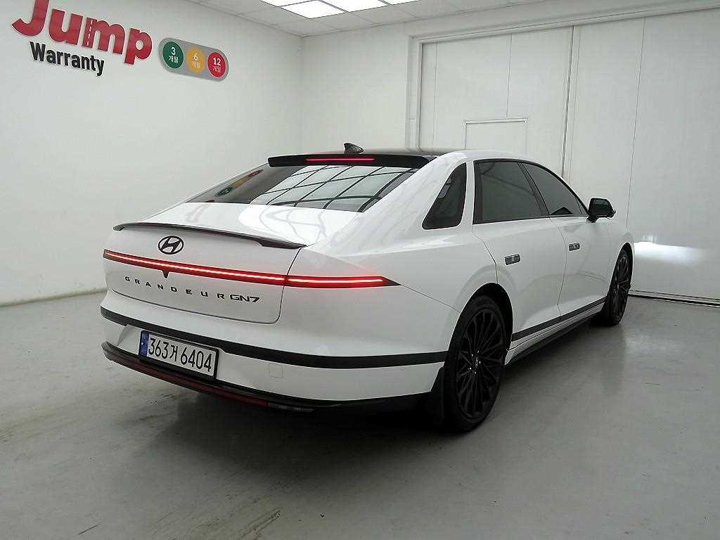 HYUNDAI Grandeur - Vista 4