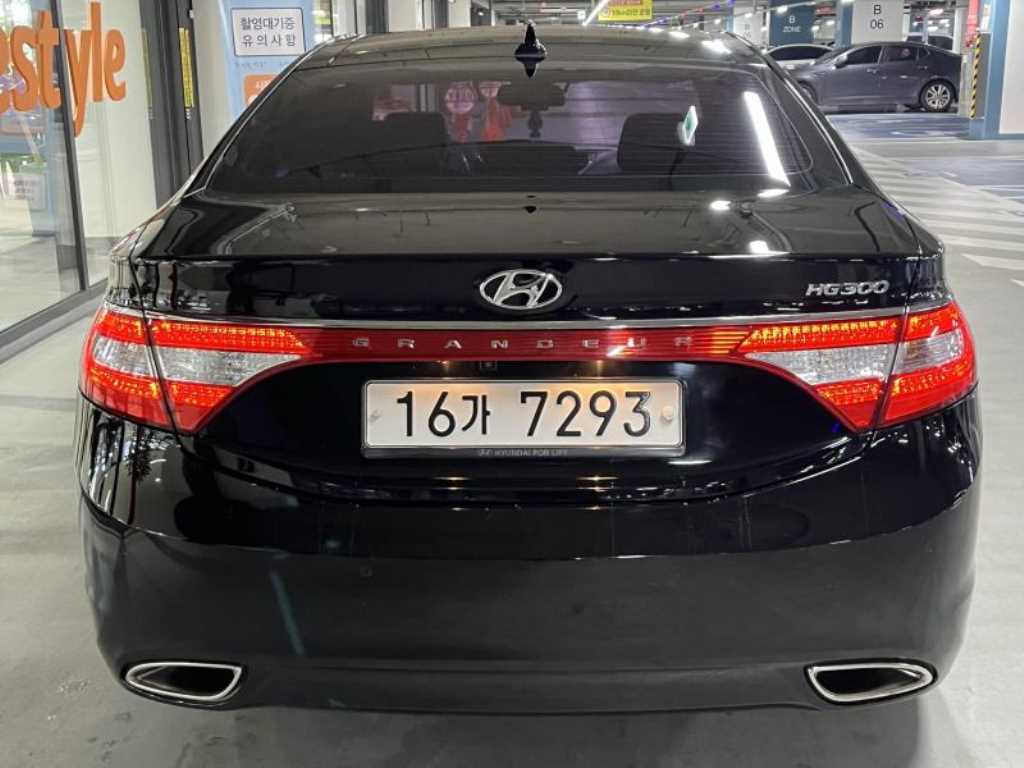 HYUNDAI Grandeur - Vista 5