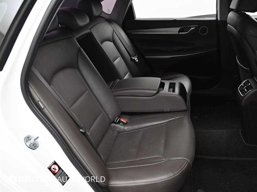 HYUNDAI Grandeur - Vista 12