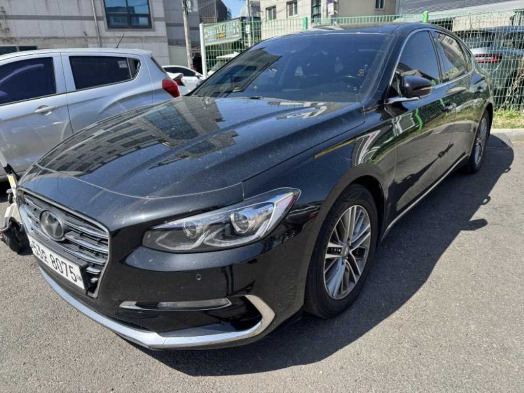 HYUNDAI Grandeur - Vista 3
