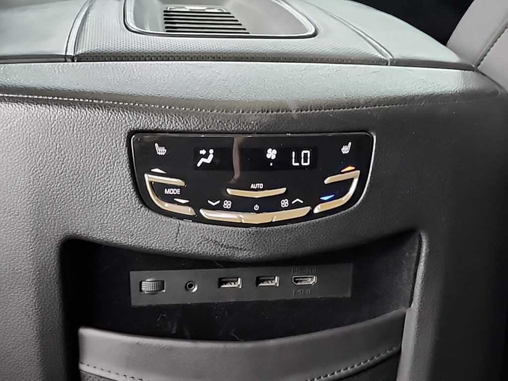 Cadillac Escalade 2018 Negro - Importación desde Corea - HF Imports Iquique - Foto 13