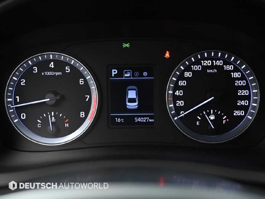 HYUNDAI Sonata - Vista 8