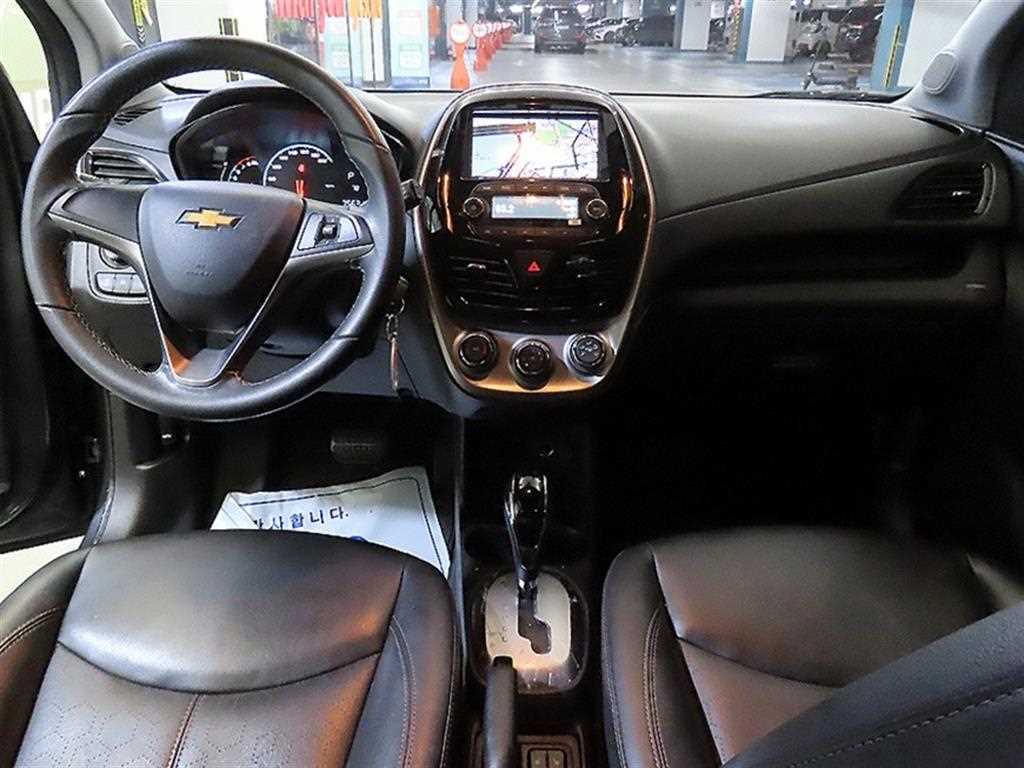 Chevrolet Spark - Vista 10
