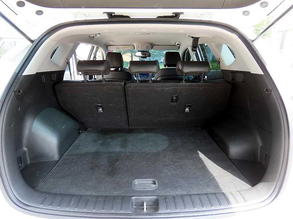 HYUNDAI Tucson 2018 Blanco - Importación desde Corea - HF Imports Iquique - Foto 18