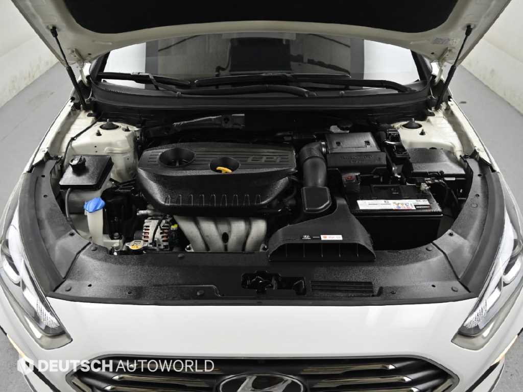 HYUNDAI Sonata - Vista 6