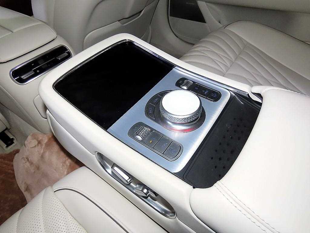 Genesis G90 2023 Blanco - Importación desde Corea - HF Imports Iquique - Foto 15