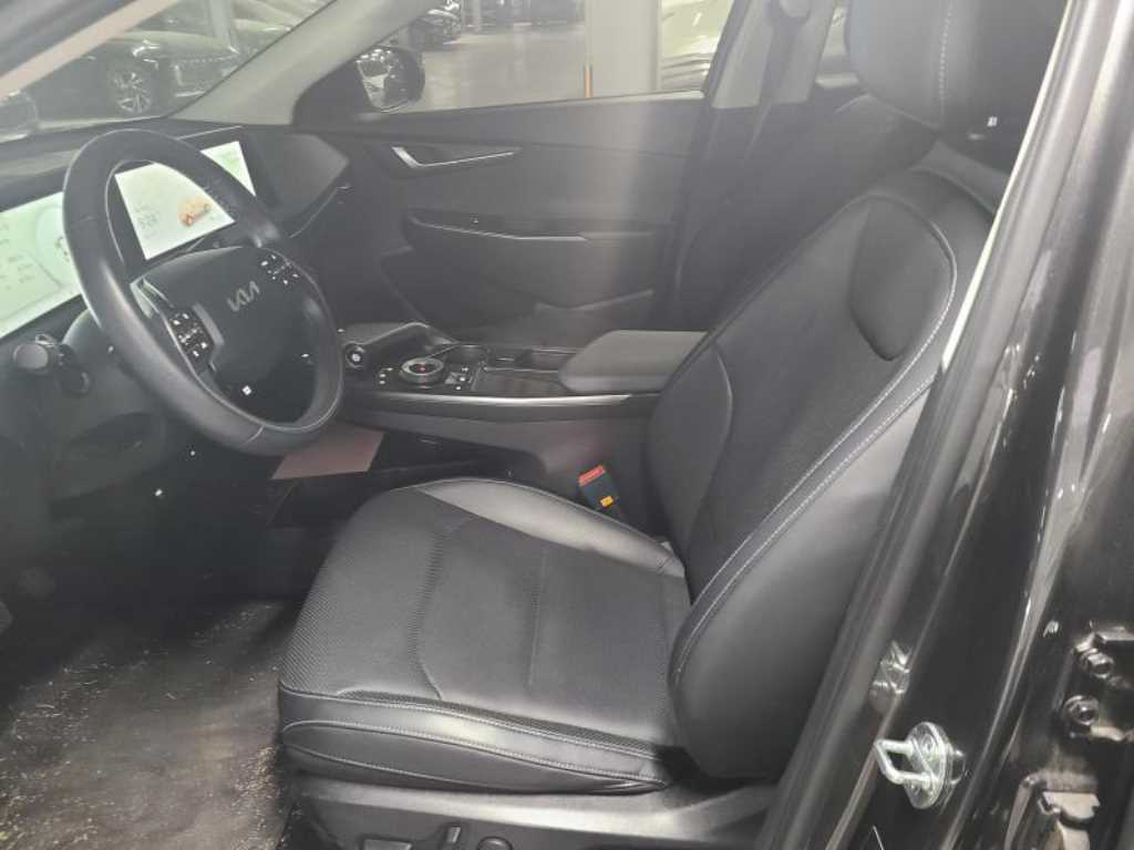 KIA EV6 - Vista 8