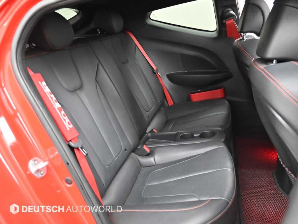 HYUNDAI Veloster - Vista 12
