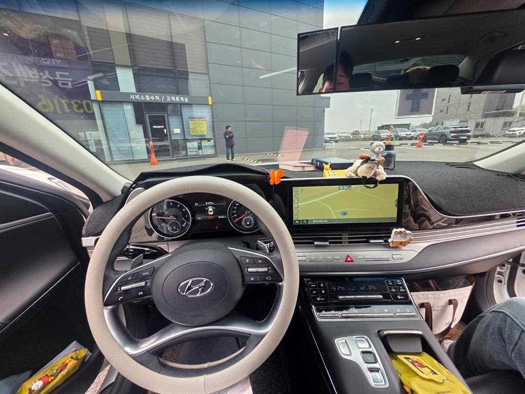 HYUNDAI Grandeur - Vista 4