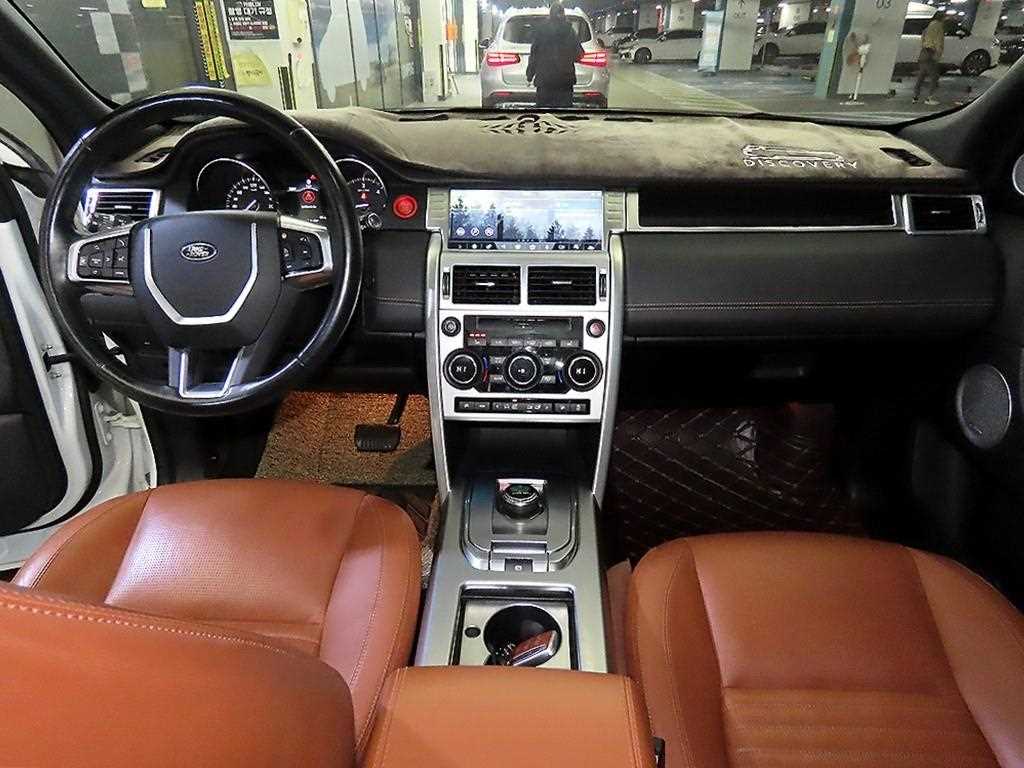 Land Rover Discovery Sports - Vista 10