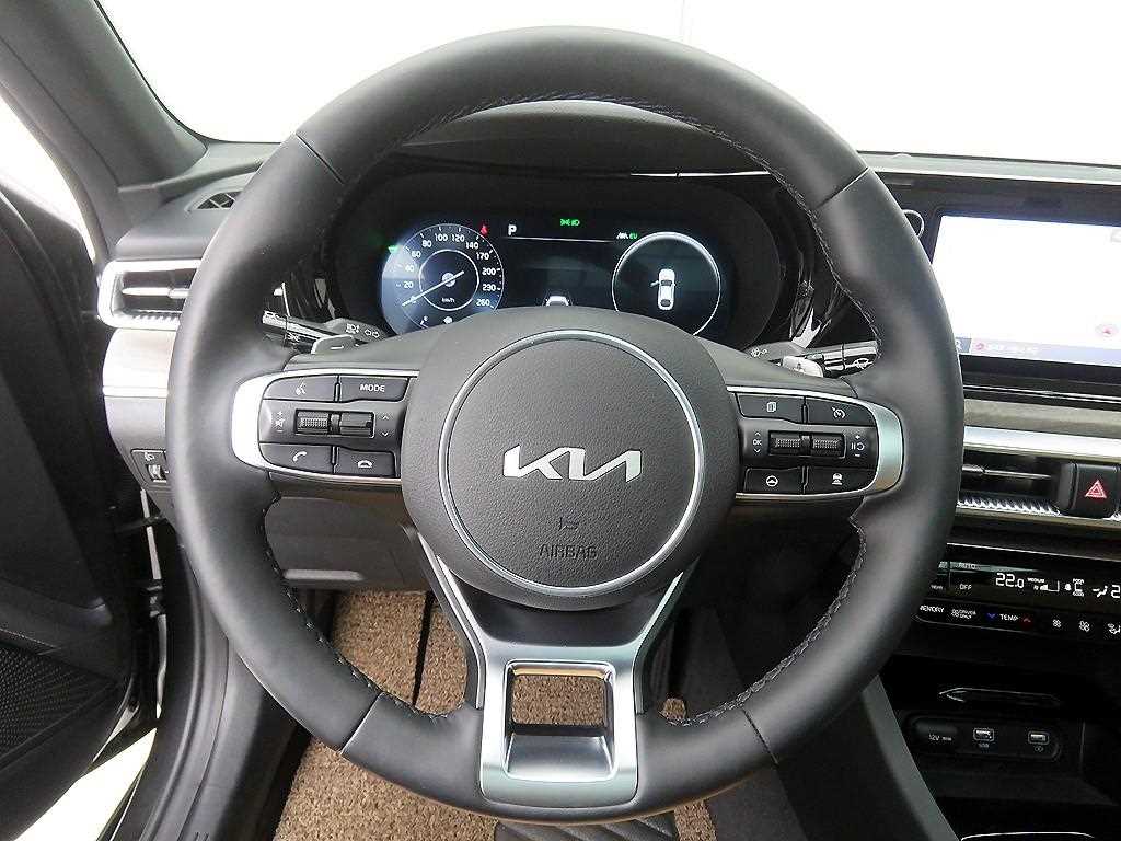 KIA K5 - Vista 10