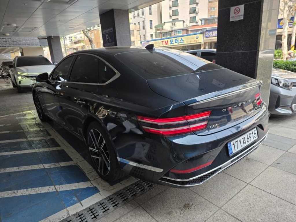 Genesis G80 - Vista 2