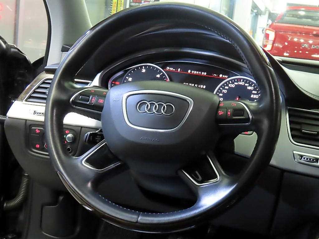 Audi A8 - Vista 8