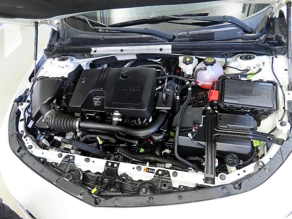 Chevrolet Malibu 2019 Blanco - Importación desde Corea - HF Imports Iquique - Foto 16