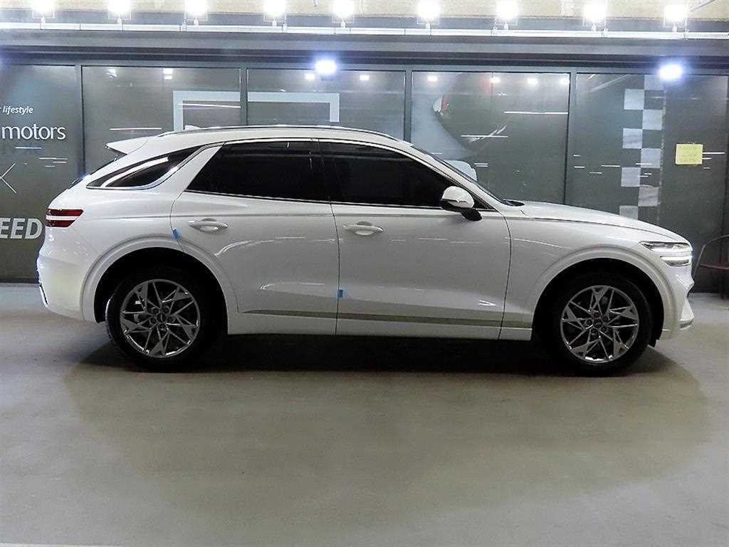 Genesis GV70 - Vista 3