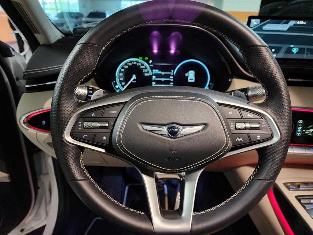 Genesis GV70 - Vista 9