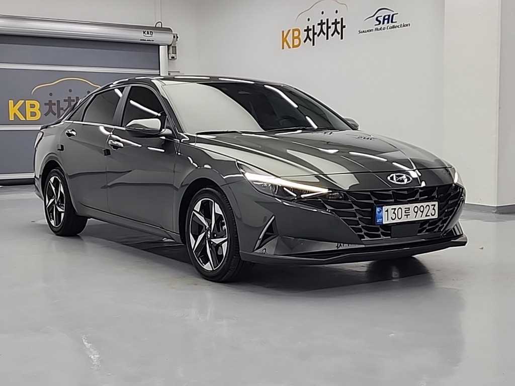HYUNDAI Avante - Vista 4