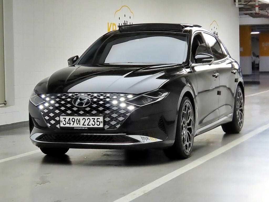 HYUNDAI Grandeur - Vista 2