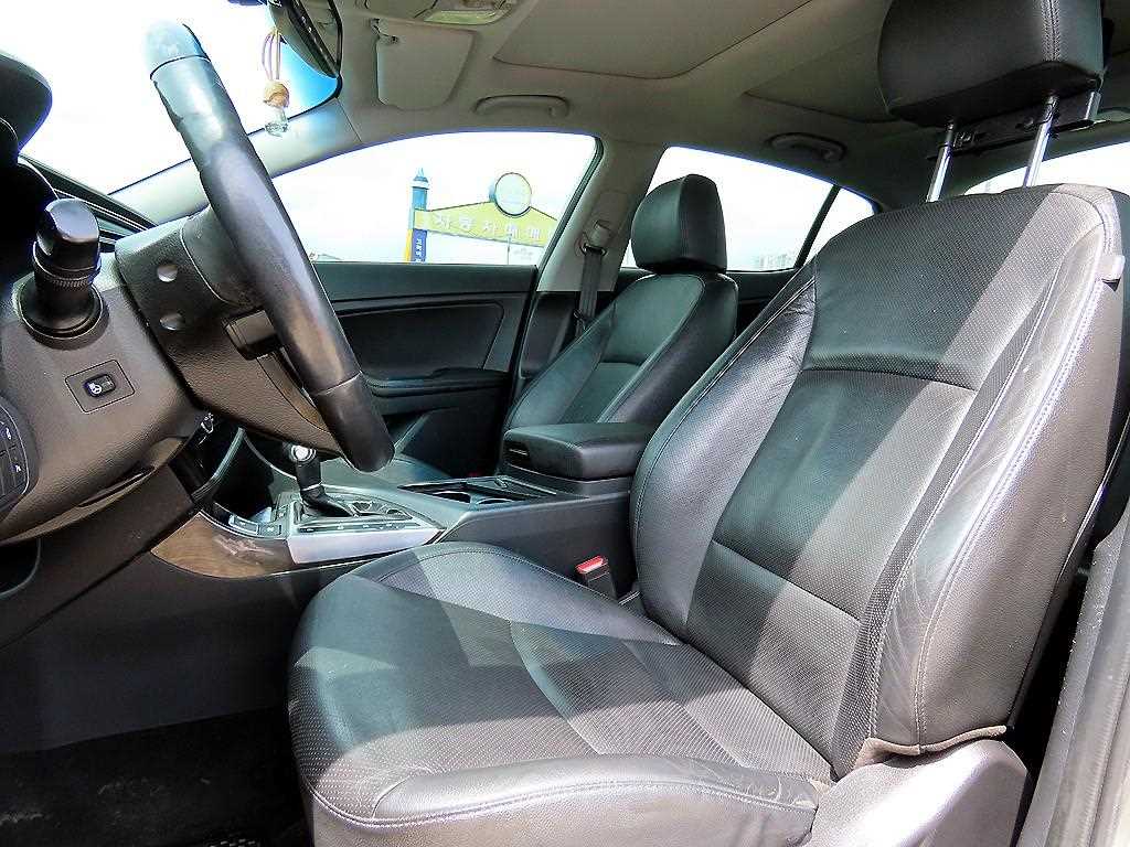 KIA K5 - Vista 5
