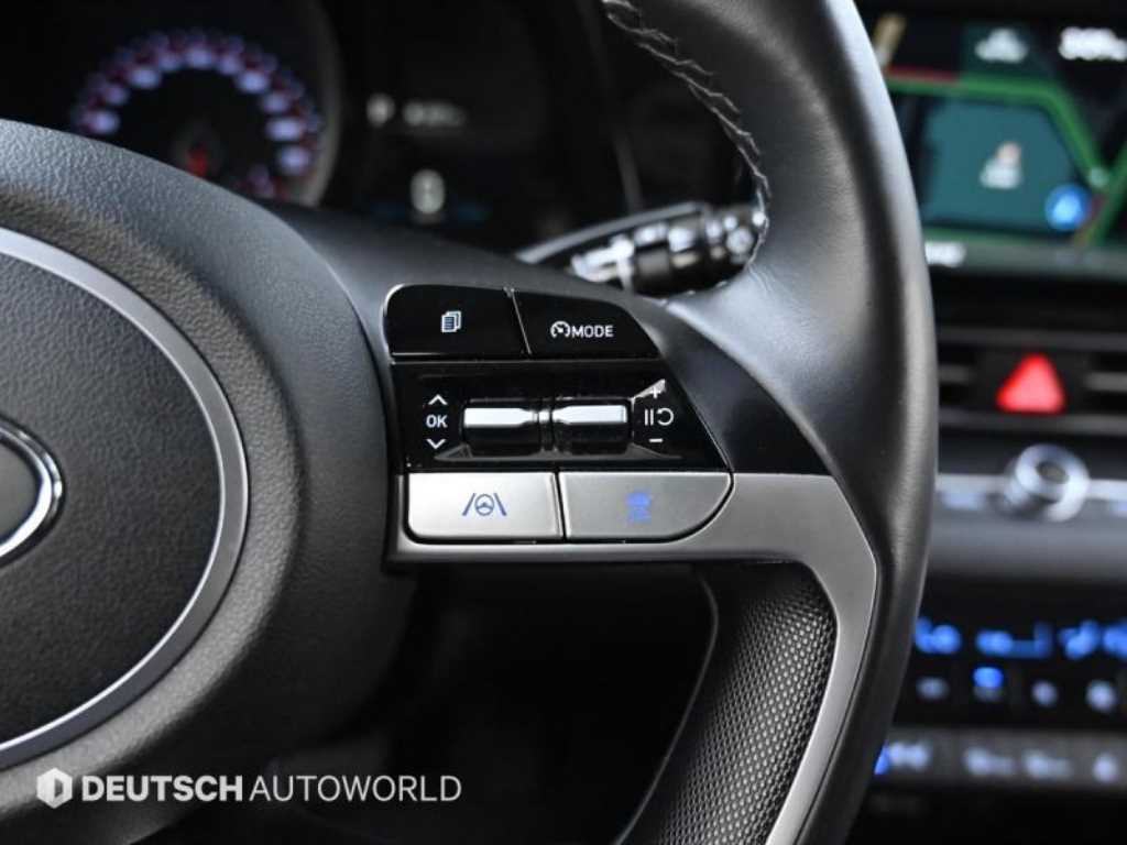 HYUNDAI Avante - Vista 5