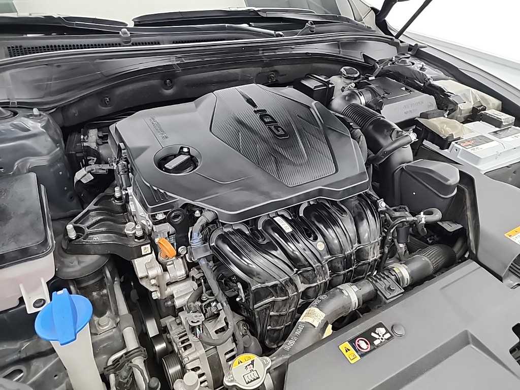 HYUNDAI Grandeur - Vista 5