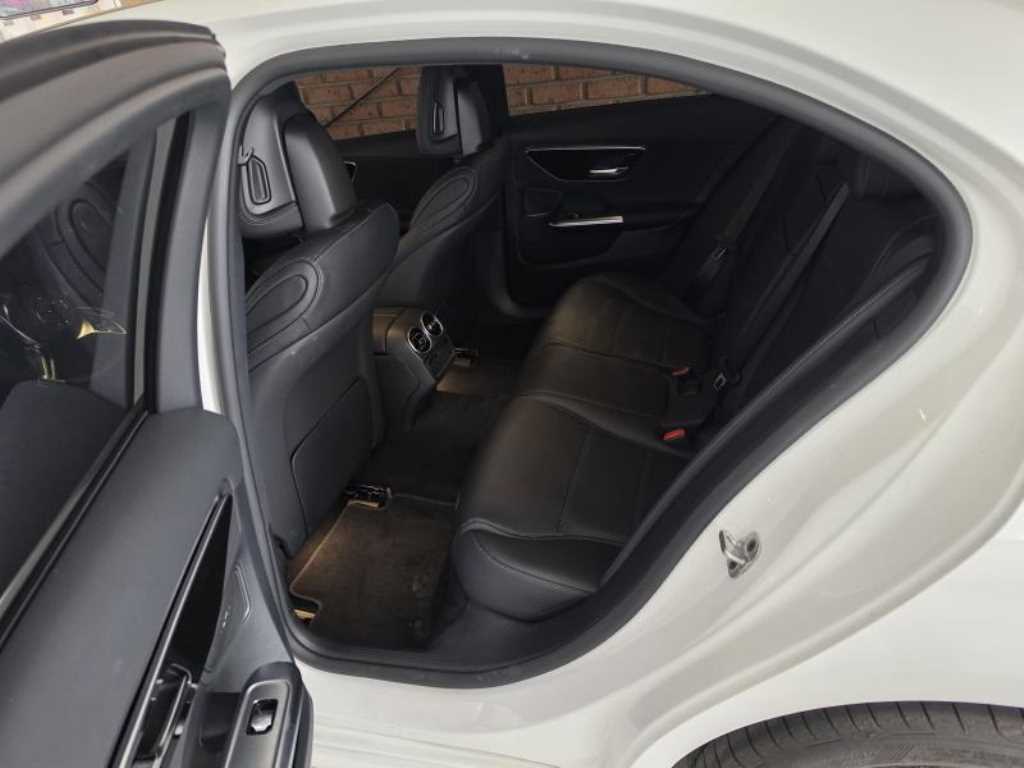 Mercedes Benz C Class - Vista 6