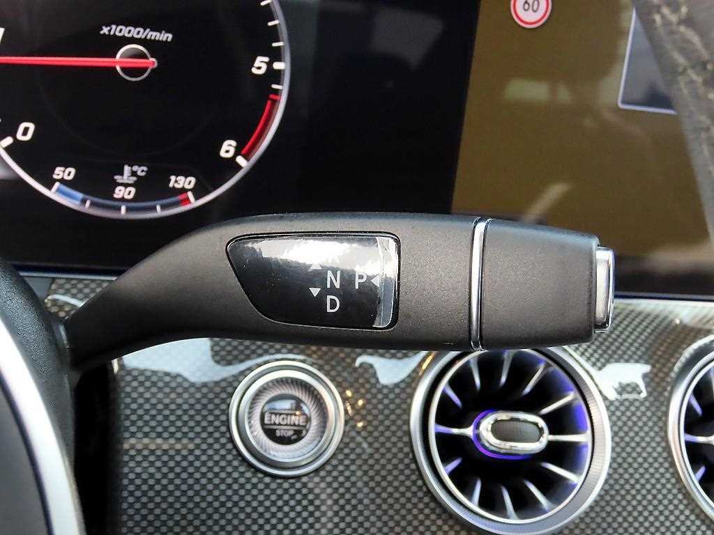 Mercedes Benz CLS Class - Vista 11